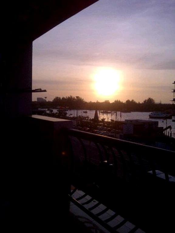 Marina Condominium Holiday Homestay Kota Kinabalu Bilik gambar